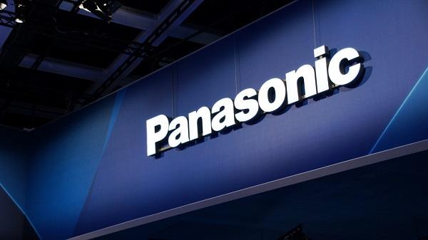 Panasonic arzon P77 modelini sotuvga chiqardi