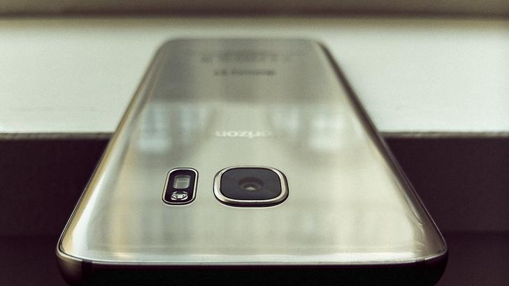HTC10 olgan ilk surat Galaxy S7′ imkoniyati bilan taqqoslandi