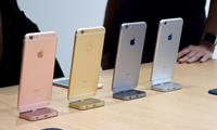 Apple: “Biz milliard dona iPhone sotdik”.