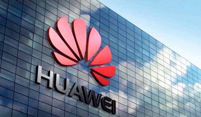 Huawei рекорд даражада – 512 ГБ хотирали смартфон чиқаряпти!