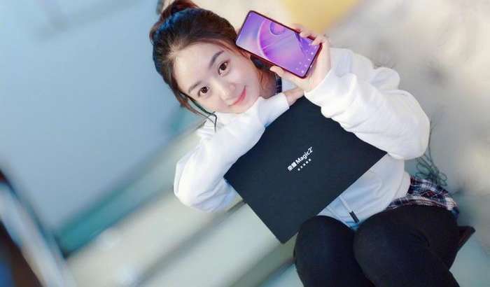 Huawei’нинг Xiaomi Mi Mix 3’га жавоби – 6 камерали Honor Magic 2 слайдери чиқди!