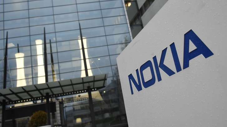 Nokia иккита компания билан судлашмоқда