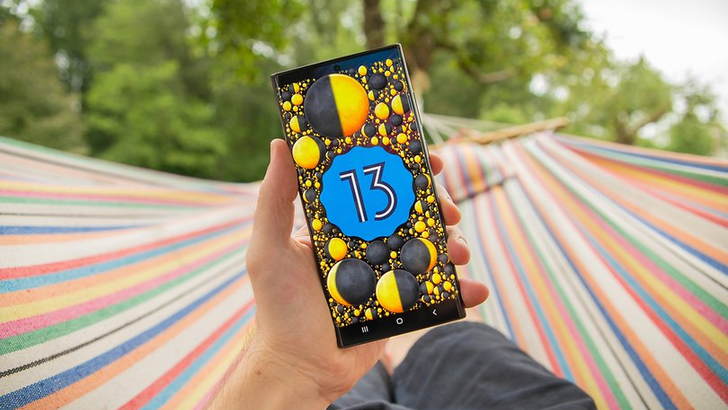 Ушбу Galaxy смартфонлари кейинги йилгача Android 13 янгиланишини қабул қилади