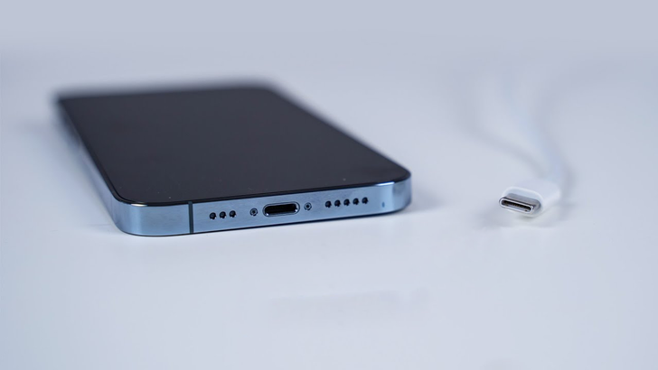 USB-C портли iPhone қачон чиқарилиши маълум бўлди